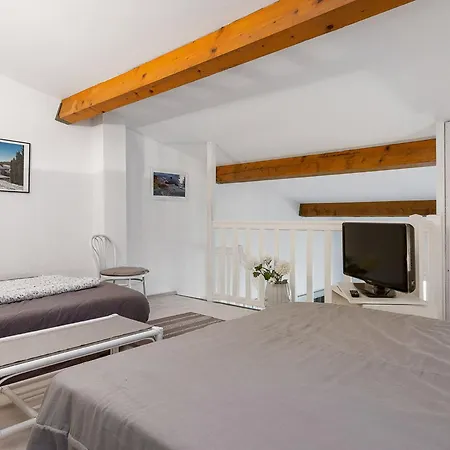 Perles Du Soleil By Interhome